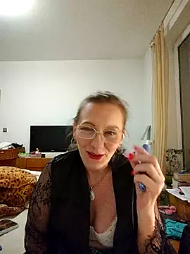Blond lady czech online show from April 23, 2026, 8:22 pm