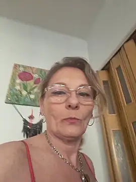 Blond lady czech online show from May 2, 2026, 5:29 pm