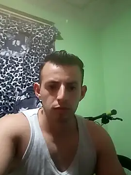 Snapshot of kaeel_1998 chatting on April 15, 2026, 10:43 pm kaeel 1998 online show from April 15, 2026, 10:43 pm