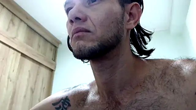 andrew 1520 online show from November 6, 2025, 1:39 am