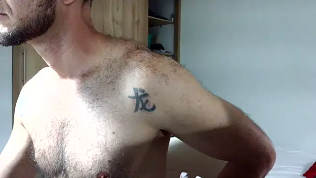 andrew 1520 online show from December 16, 2025, 9:20 pm