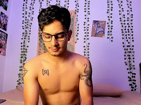 JaxJinx online show from April 15, 2026, 2:40 am