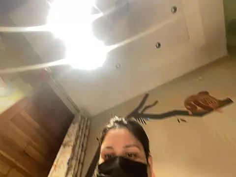 kavyasingh36 online show from April 14, 2026, 11:11 pm