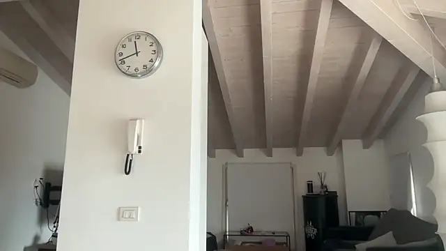 Snapshot of Mach3t3 chatting on April 15, 2026, 7:48 am Mach3t3 online show from April 15, 2026, 7:48 am