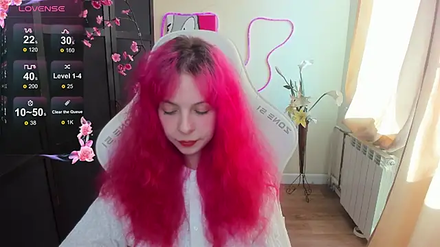 Snapshot of InfernoKitten chatting on May 1, 2026, 1:10 am InfernoKitten online show from May 1, 2026, 1:10 am