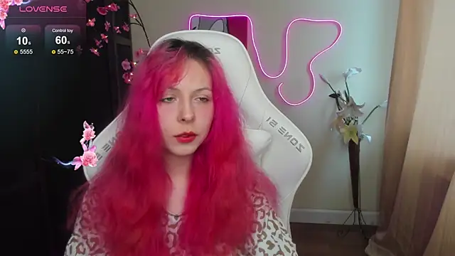 Snapshot of InfernoKitten chatting on May 13, 2026, 1:14 am InfernoKitten online show from May 13, 2026, 1:14 am