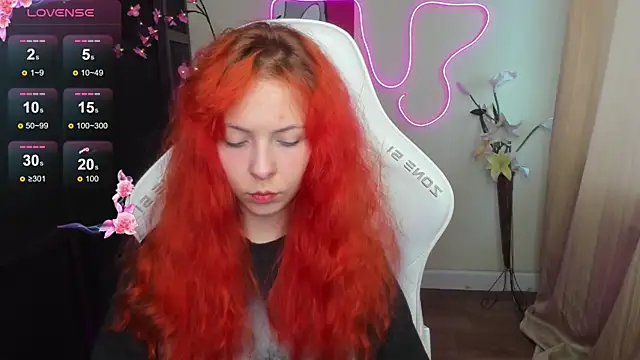 Snapshot of InfernoKitten chatting on May 14, 2026, 1:01 am InfernoKitten online show from May 14, 2026, 1:01 am
