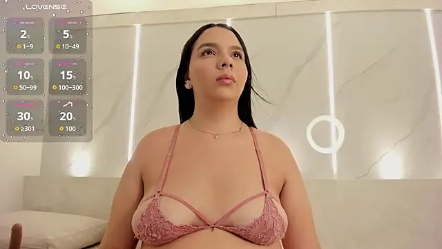 kailyn rosse  online show from April 18, 2026, 11:14 am