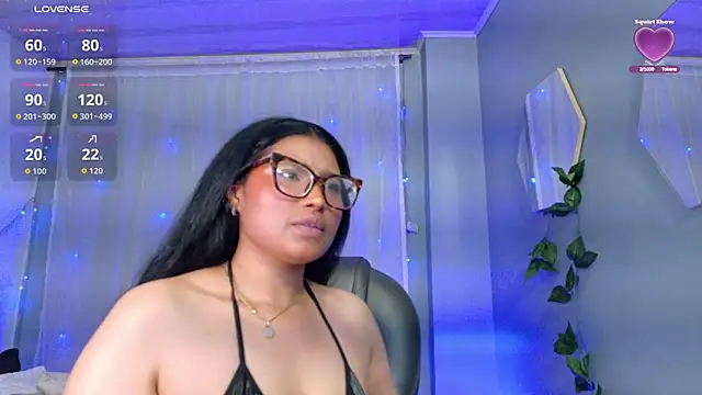 Snapshot of Silvana_lorc chatting on April 29, 2026, 7:09 pm Silvana lorc online show from April 29, 2026, 7:09 pm