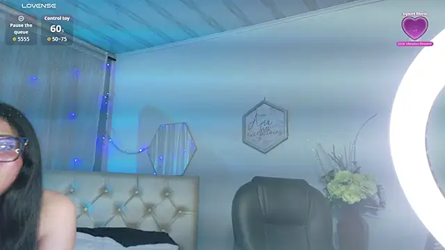 Snapshot of Silvana_lorc chatting on May 15, 2026, 7:10 pm Silvana lorc online show from May 15, 2026, 7:10 pm
