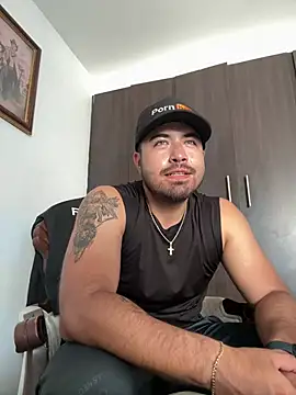 Frednunex online show from April 15, 2026, 7:58 pm