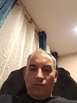 Piotr481 online show from April 18, 2026, 7:58 pm