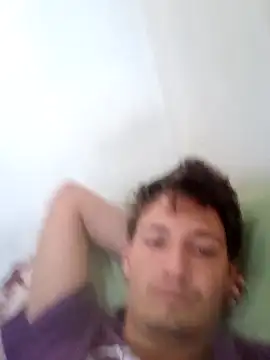 welltommy2001 online show from April 15, 2026, 4:47 pm