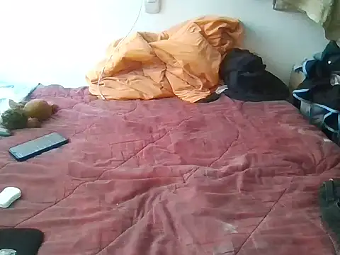 Indiio0 online show from May 2, 2026, 3:39 pm