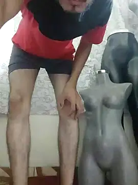 Snapshot of Davidmelin chatting on July 19, 2026, 6:17 am Davidmelin online show from July 19, 2026, 6:17 am