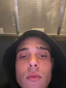 nottetempo online show from April 13, 2026, 5:07 pm