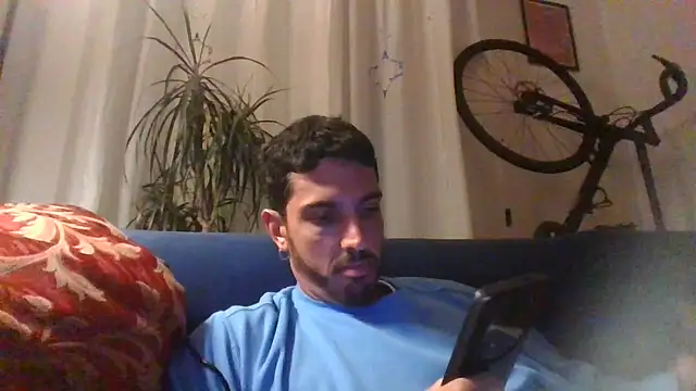 Snapshot of Bucefalo2024 chatting on April 13, 2026, 6:13 pm Bucefalo2024 online show from April 13, 2026, 6:13 pm