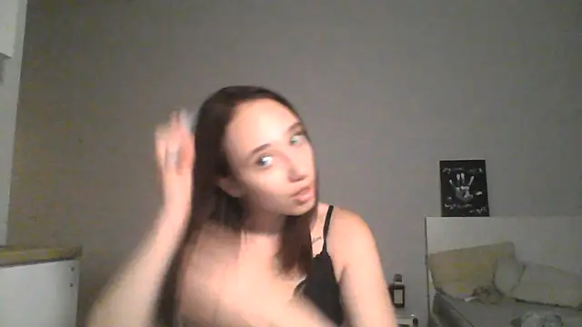 Snapshot of DarkMirel chatting on July 4, 2026, 7:20 pm DarkMirel online show from July 4, 2026, 7:20 pm