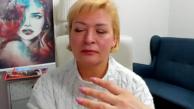 Snapshot of luna_xfantasy chatting on April 14, 2026, 7:03 am luna xfantasy online show from April 14, 2026, 7:03 am