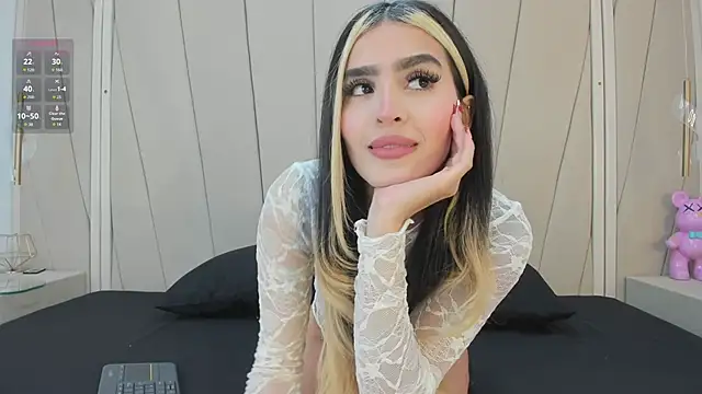 Snapshot of Sofia_mercer chatting on April 28, 2026, 4:17 am Sofia mercer online show from April 28, 2026, 4:17 am