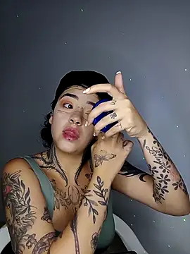 Snapshot of AteneaRockstar04 chatting on April 14, 2026, 7:42 pm AteneaRockstar04 online show from April 14, 2026, 7:42 pm