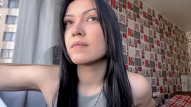 Snapshot of NuCrumm chatting on April 15, 2026, 10:11 am NuCrumm online show from April 15, 2026, 10:11 am