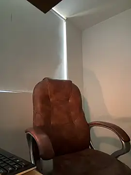 Snapshot of Ryan_Black3 chatting on April 25, 2026, 5:10 pm Ryan Black3 online show from April 25, 2026, 5:10 pm