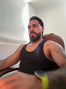 Snapshot of Ryan_Black3 chatting on May 5, 2026, 2:36 pm Ryan Black3 online show from May 5, 2026, 2:36 pm