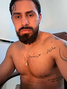 Snapshot of Ryan_Black3 chatting on May 19, 2026, 12:16 am Ryan Black3 online show from May 19, 2026, 12:16 am