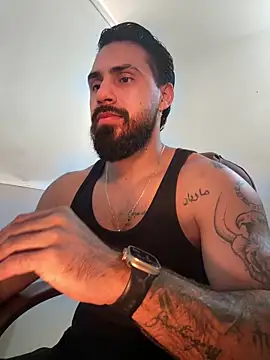 Snapshot of Ryan_Black3 chatting on May 25, 2026, 2:01 pm Ryan Black3 online show from May 25, 2026, 2:01 pm