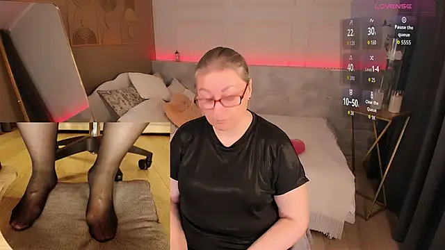 Alexandra Kind online show from May 23, 2026, 8:46 pm