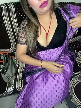 Snapshot of Jasmine_lovel chatting on May 10, 2026, 6:46 pm Jasmine lovel online show from May 10, 2026, 6:46 pm