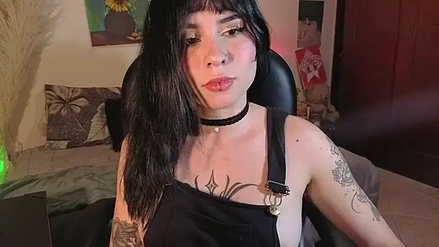 GaiaJonness online show from May 18, 2026, 7:09 pm