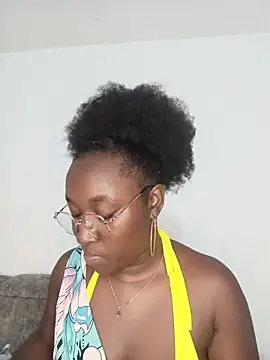 KaleaEbony online show from May 10, 2026, 3:33 am