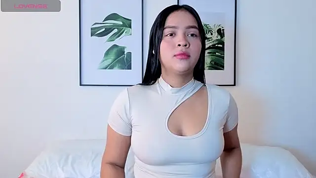 kyliejenner vg online show from April 28, 2026, 7:52 pm