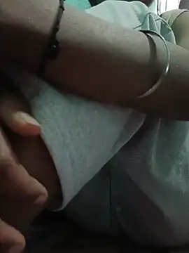 Ishu  Lovee online show from April 15, 2026, 7:04 am