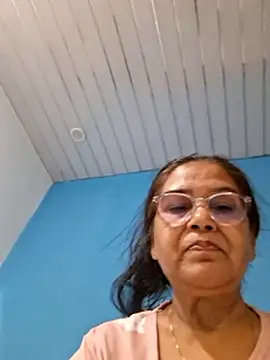 Snapshot of Shalini3456 chatting on May 9, 2026, 4:01 pm Shalini3456 online show from May 9, 2026, 4:01 pm