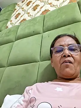 Snapshot of Shalini3456 chatting on May 21, 2026, 10:00 am Shalini3456 online show from May 21, 2026, 10:00 am