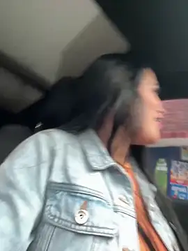 Sara fun online show from March 13, 2025, 3:06 pm