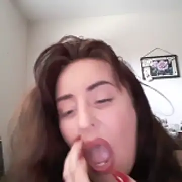 Snapshot of Honey7569 chatting on April 15, 2026, 6:37 pm Honey7569 online show from April 15, 2026, 6:37 pm