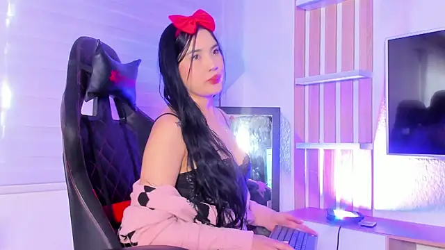  hanna gomez online show from May 2, 2026, 2:22 pm