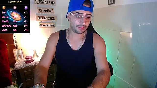 Snapshot of andders_ chatting on May 8, 2026, 1:00 am andders online show from May 8, 2026, 1:00 am