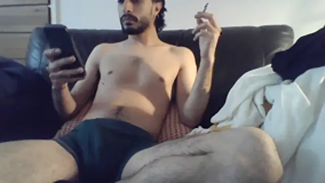 secrettwinke online show from April 21, 2026, 11:38 am