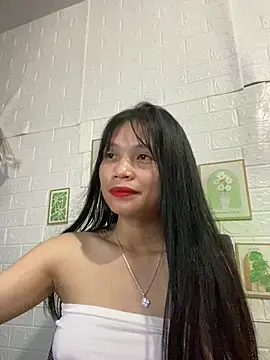 -Lucie-e online show from May 31, 2026, 2:24 pm