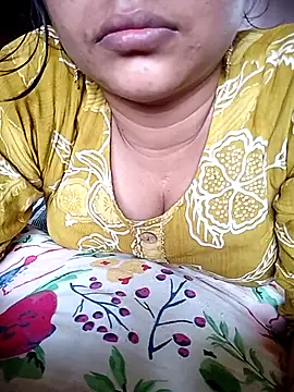 Snapshot of Bebonew1 chatting on May 8, 2026, 3:12 am Bebonew1 online show from May 8, 2026, 3:12 am