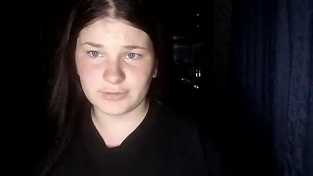 BeatriceMolands online show from May 25, 2026, 6:14 pm