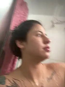 Livia-cortez online show from May 23, 2026, 2:10 pm