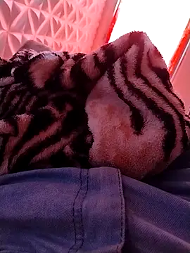 Snapshot of phzada22 chatting on April 16, 2026, 5:36 pm phzada22 online show from April 16, 2026, 5:36 pm