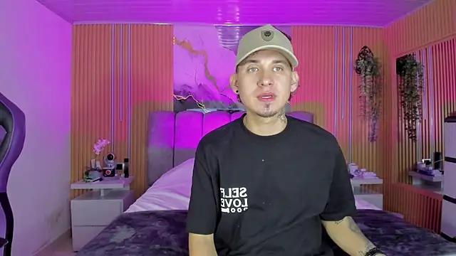 Owen Drake online show from June 12, 2026, 1:15 am