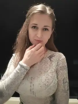 Snapshot of irresistibelle chatting on July 18, 2026, 7:17 pm irresistibelle online show from July 18, 2026, 7:17 pm